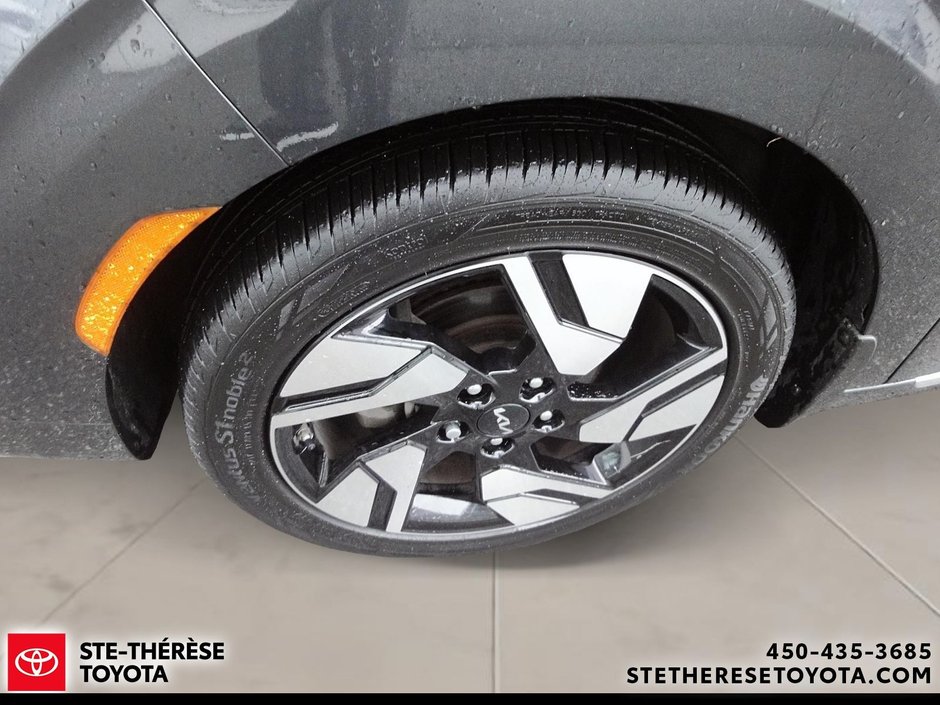 2023 Kia Soul GT-Line Limited-1