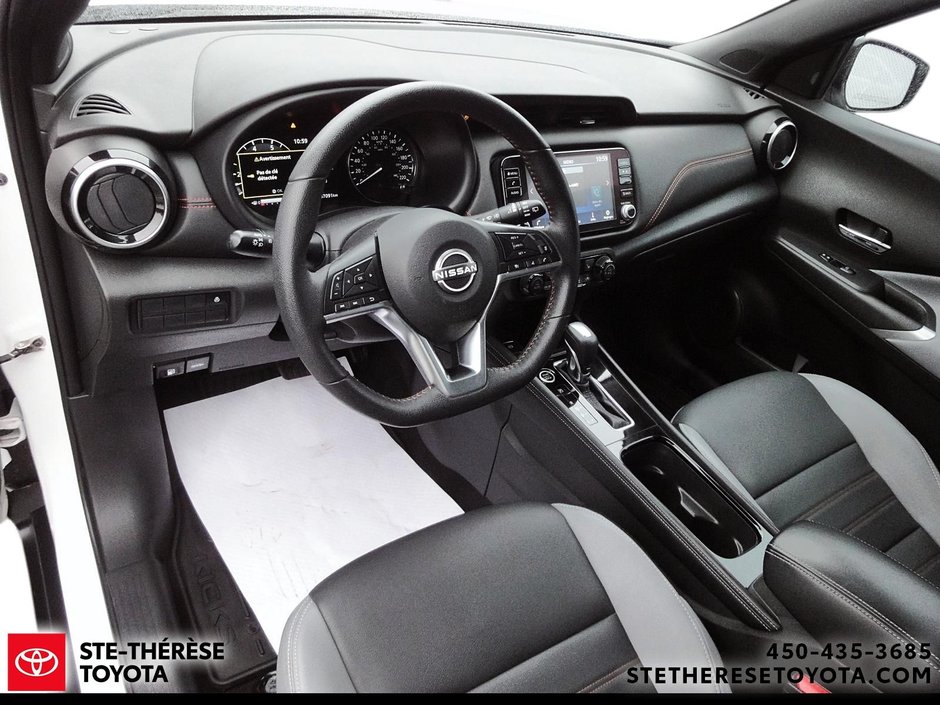 2023 Nissan Kicks SR FWD-14