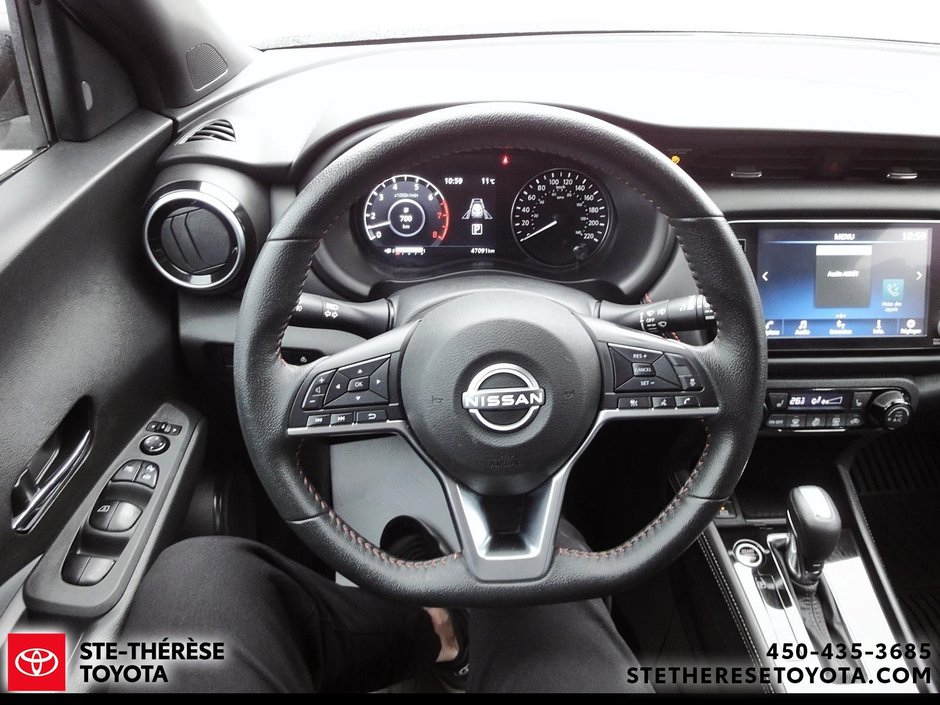 2023 Nissan Kicks SR FWD-17