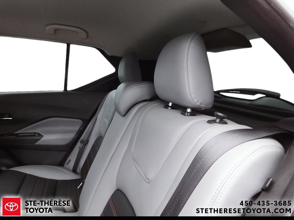 2023 Nissan Kicks SR FWD-10