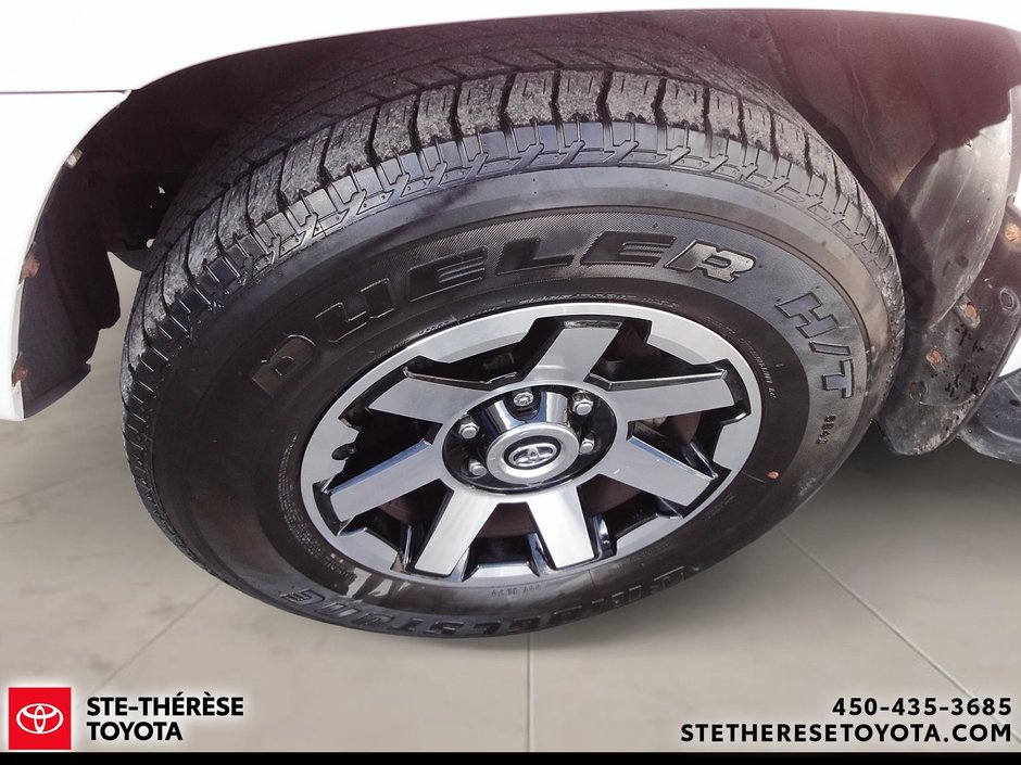 2022 Toyota 4Runner Trd Off-Road-1