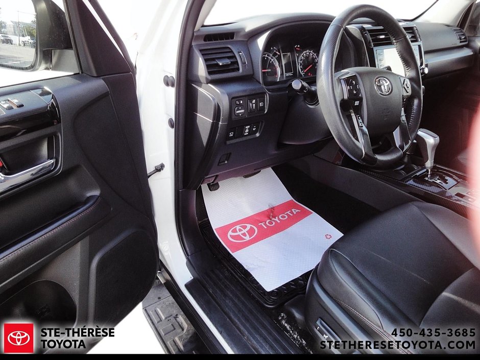 2022 Toyota 4Runner Trd Off-Road-11