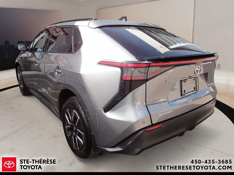Toyota bZ XLE AWD 2026-6