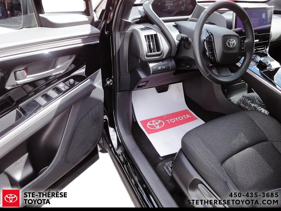 Toyota bZ4X LE 2024-10