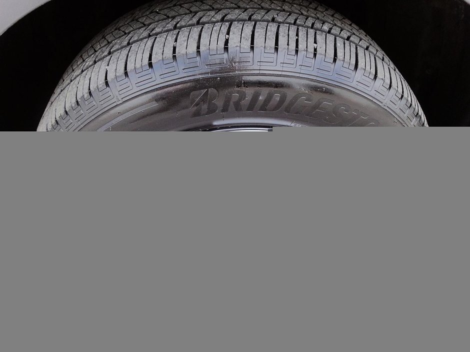 Toyota bZ4X LE 2024-1