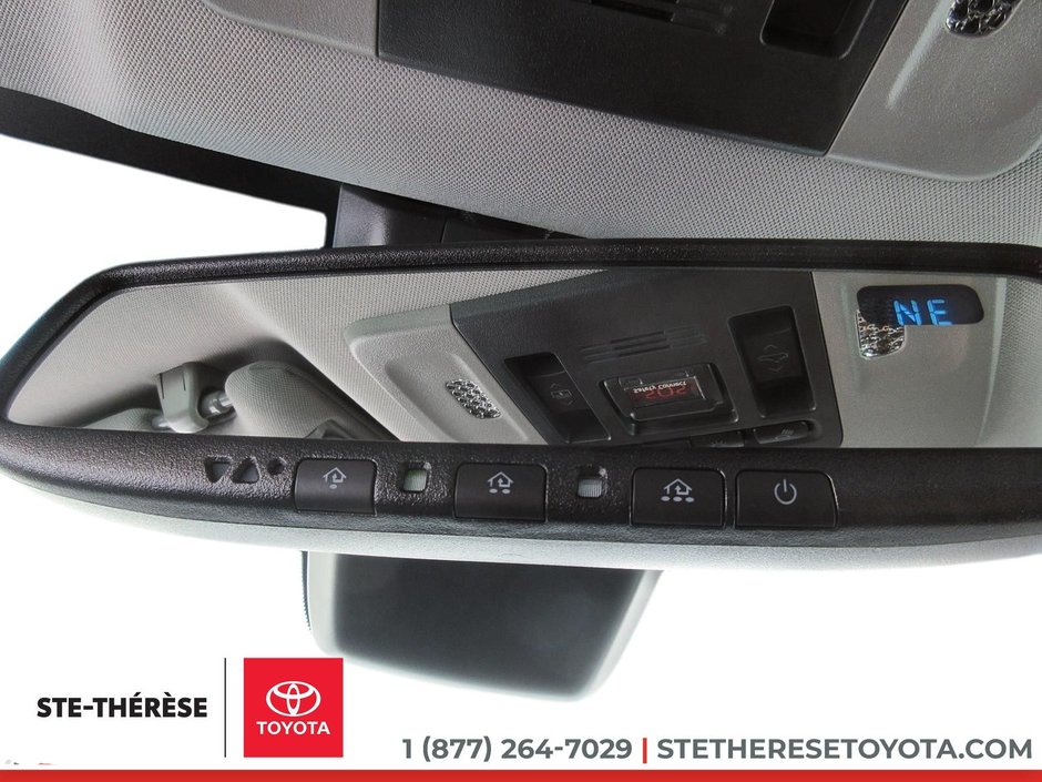 Toyota Camry XSE 2018-20