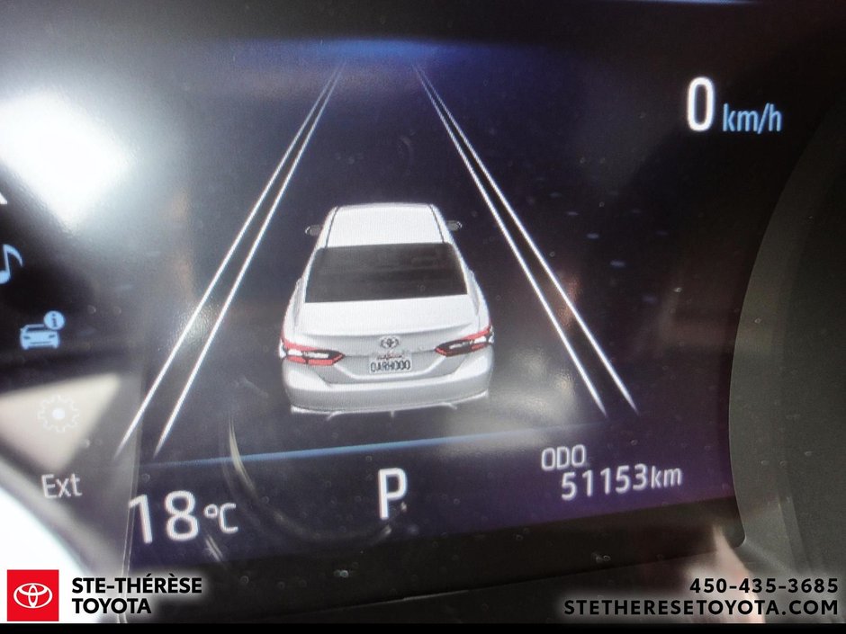 Toyota Camry AWD SE Upgrade 2022-17