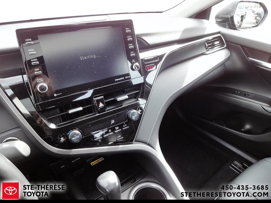 Toyota Camry AWD SE Upgrade 2022-14