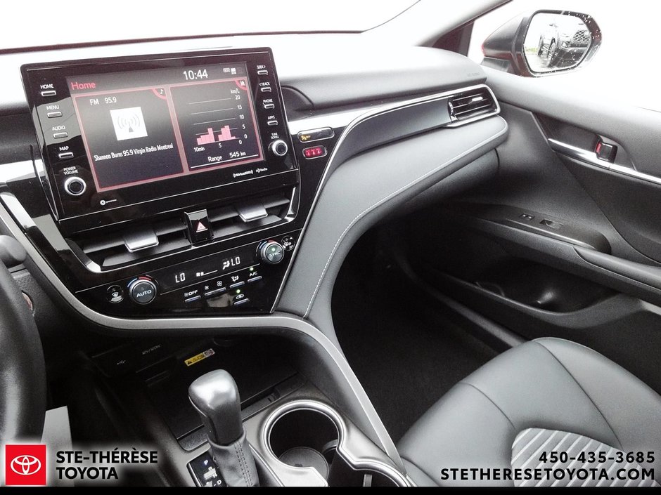 2024 Toyota Camry SE AWD-14
