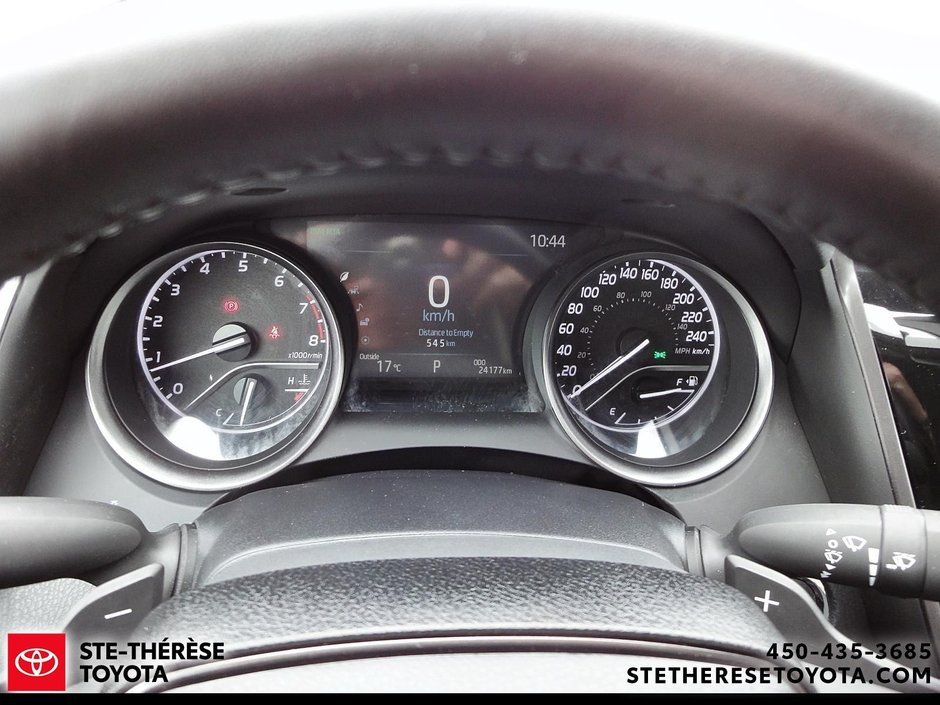 2024 Toyota Camry SE AWD-20