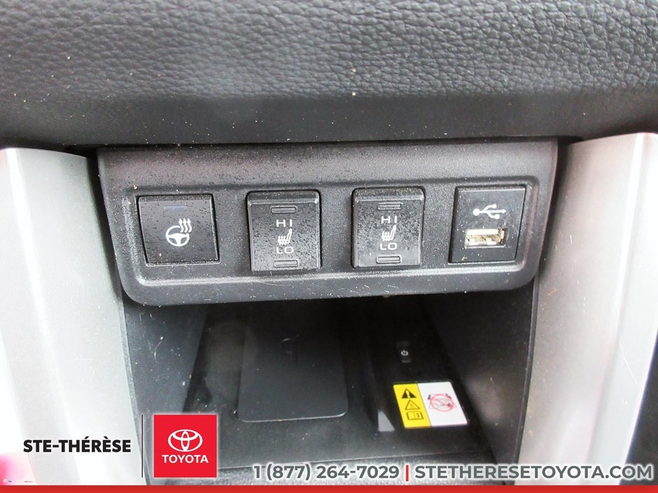 Toyota Corolla Cross LE Awd 2022-15