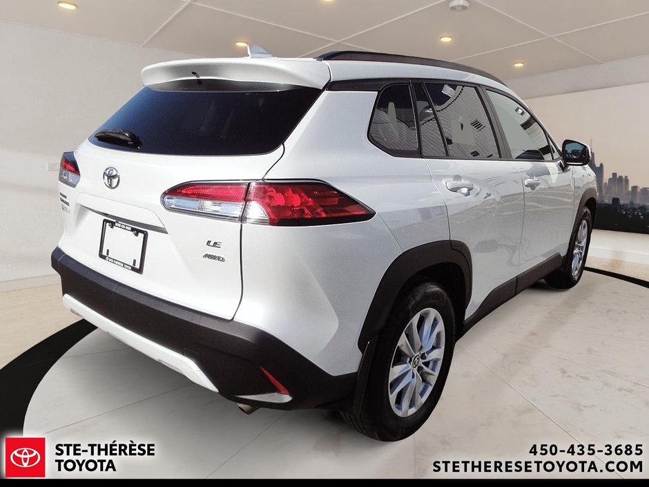 Toyota Corolla Cross LE Premium 2022-5