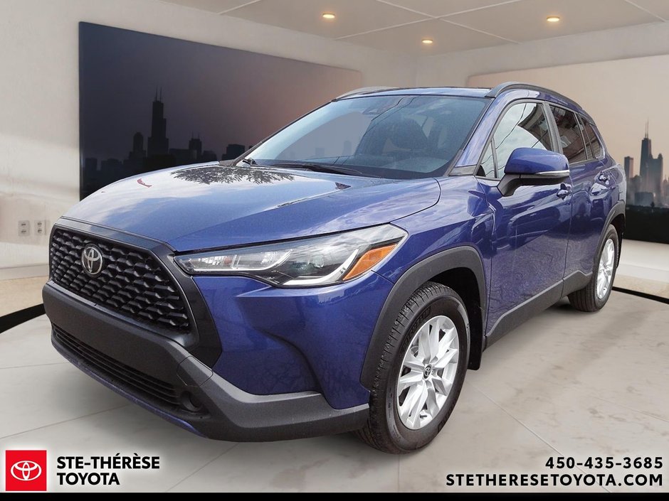 Toyota Corolla Cross LE Premium awd 2022-2