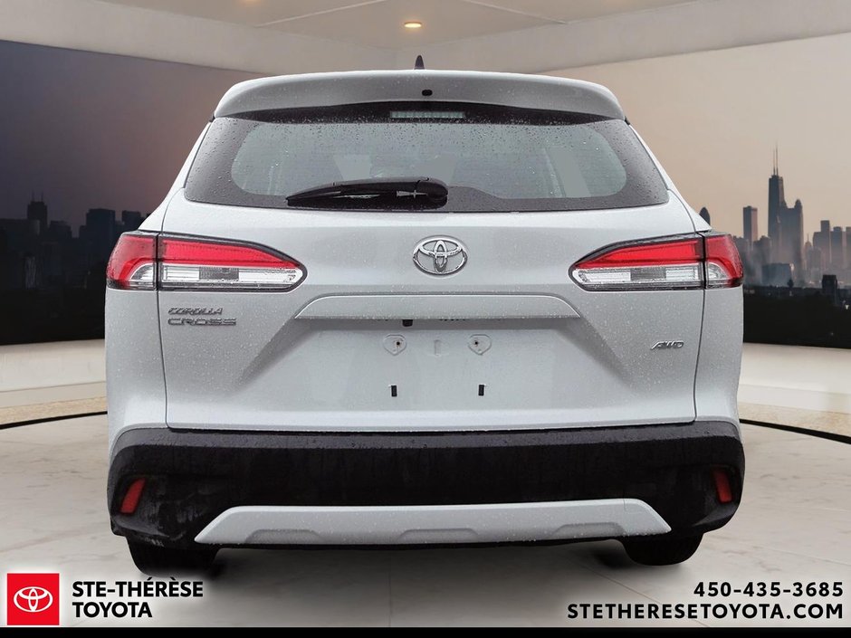 2023 Toyota Corolla Cross L AWD-7