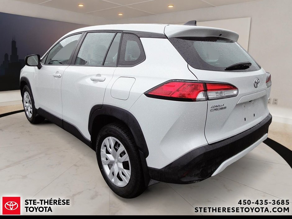 2023 Toyota Corolla Cross L AWD-9