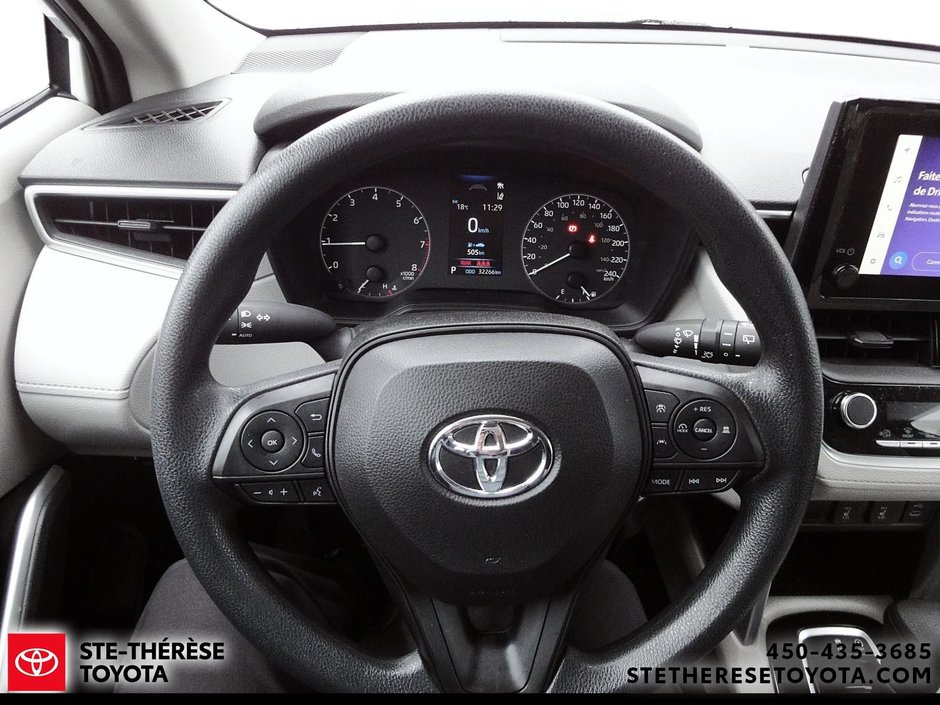 2023 Toyota Corolla Cross L AWD-18