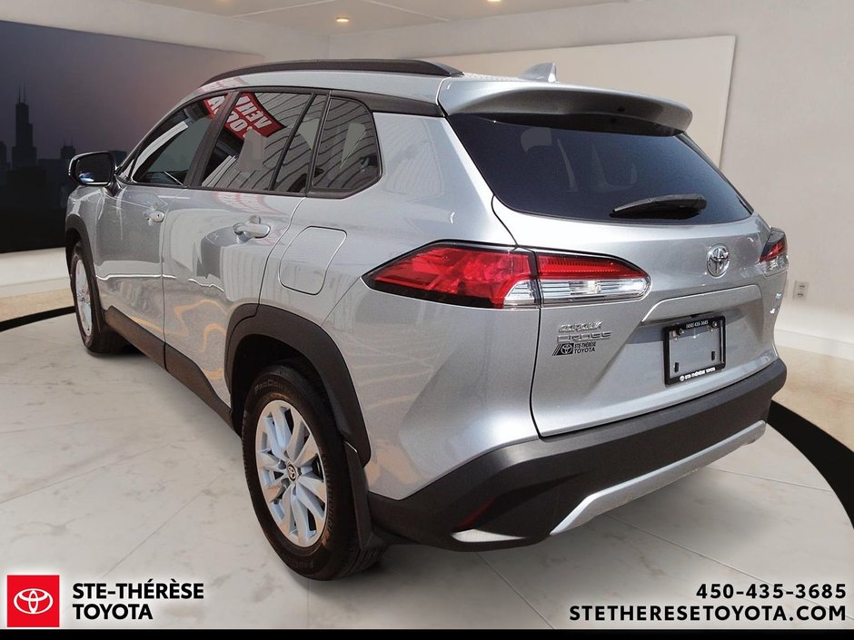 Toyota Corolla Cross LE PREMIUM 2023-6
