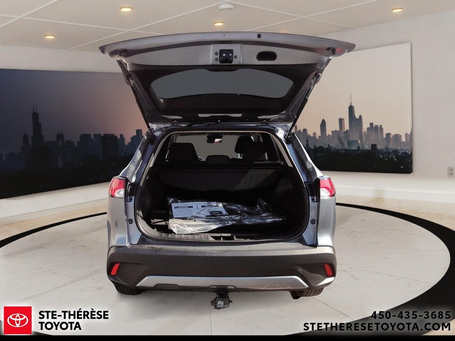 Toyota Corolla Cross LE AWD 2023-6