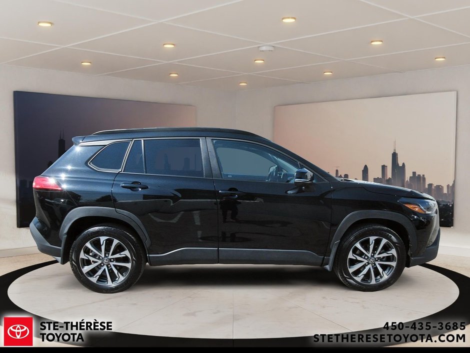 Toyota Corolla Cross LE Premium 2024-5