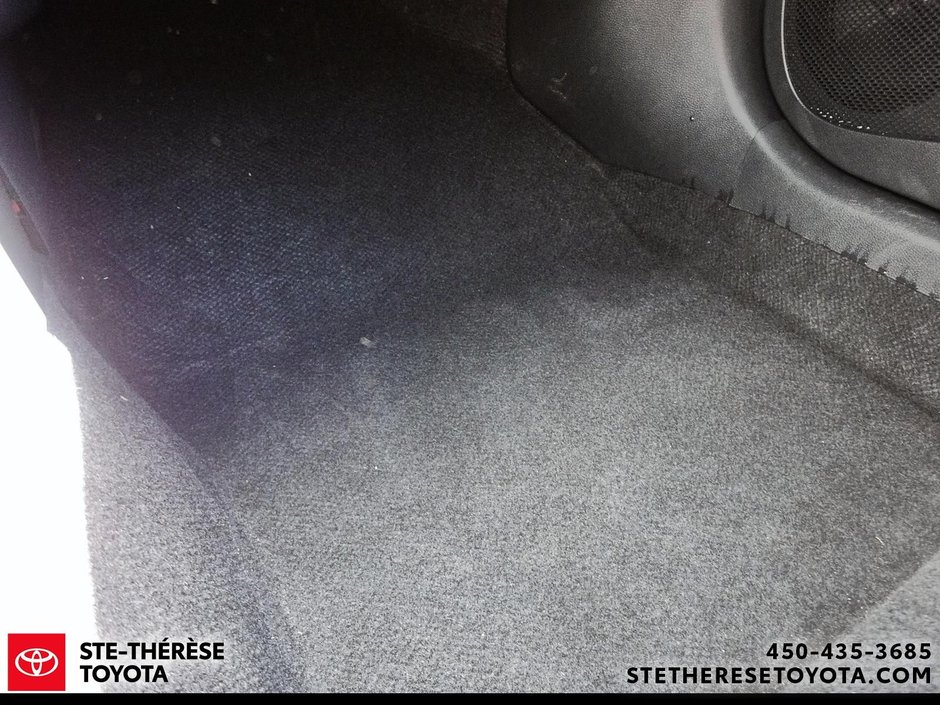 Toyota Corolla Cross LE 2024-15