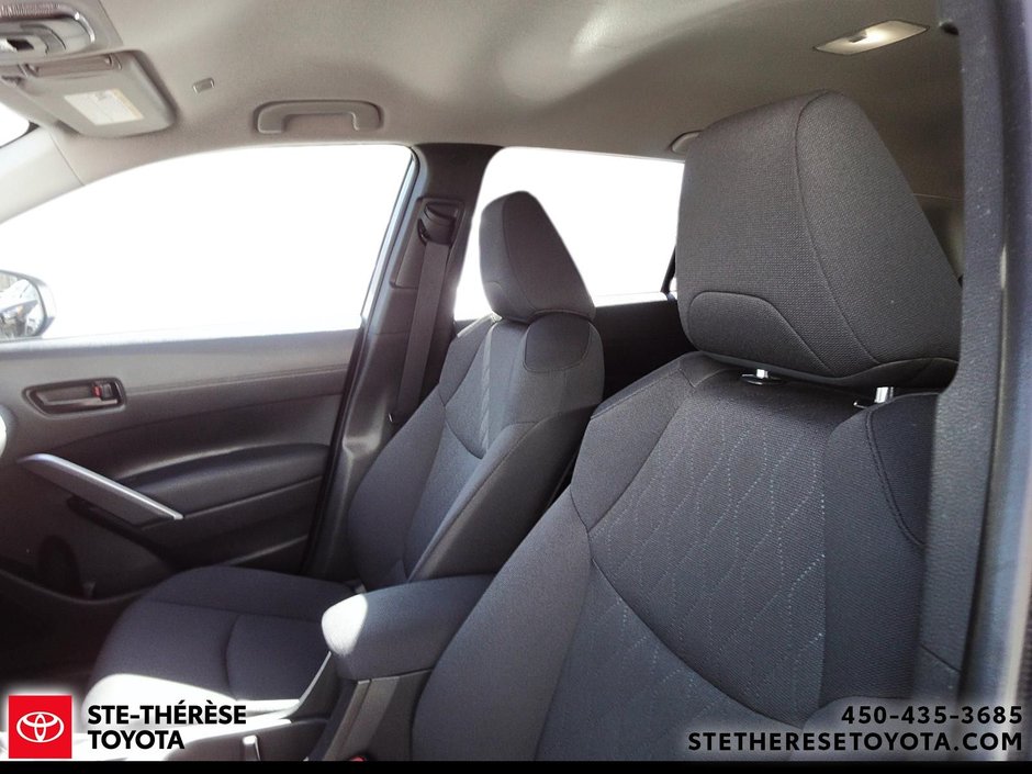 Toyota Corolla Cross LE 2024-12