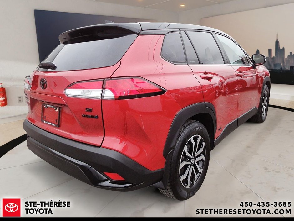 2024 Toyota Corolla Cross SE Hybride-4