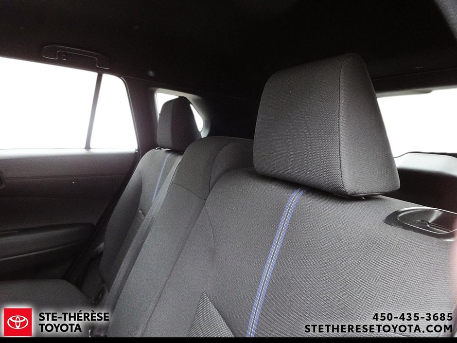 2024 Toyota Corolla Cross SE Hybride-9