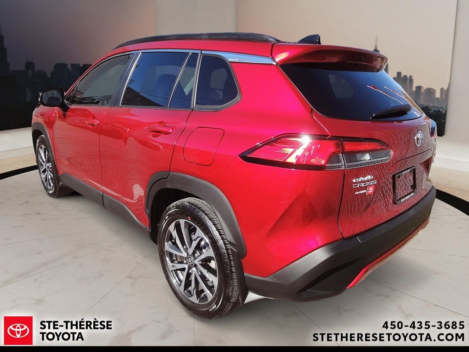 2025 Toyota Corolla Cross XLE AWD-6