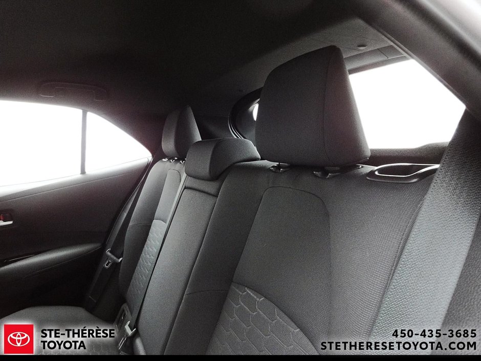 Toyota Corolla Hatchback Base 2021-9
