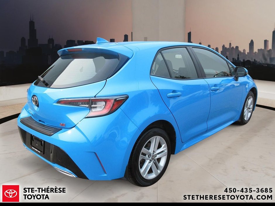 2022 Toyota Corolla Hatchback SE-4