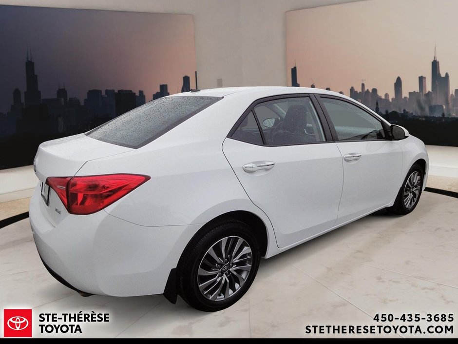 Toyota Corolla XLE CUIR 2018-4