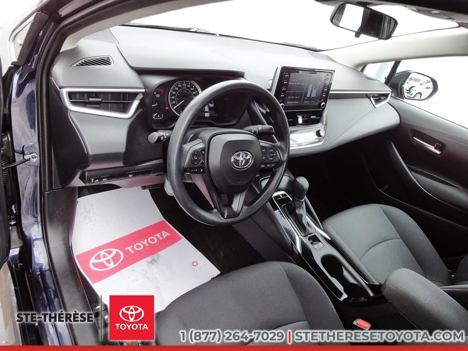 Toyota Corolla LE 2021-9