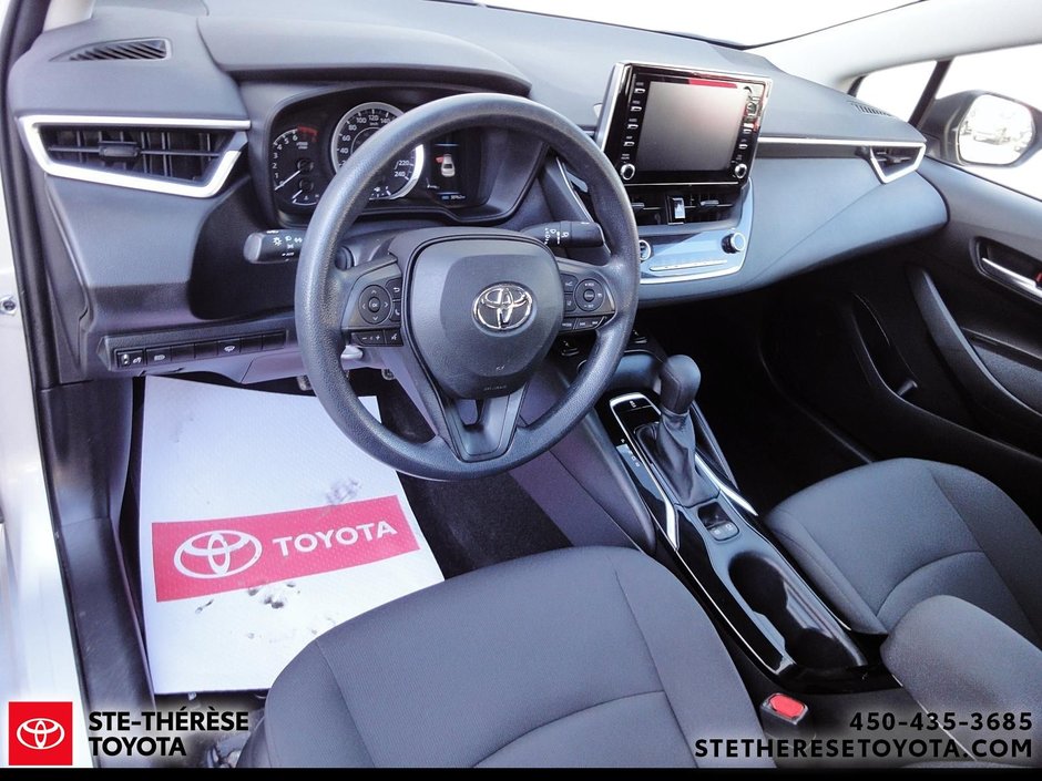 Toyota Corolla LE 2021-11