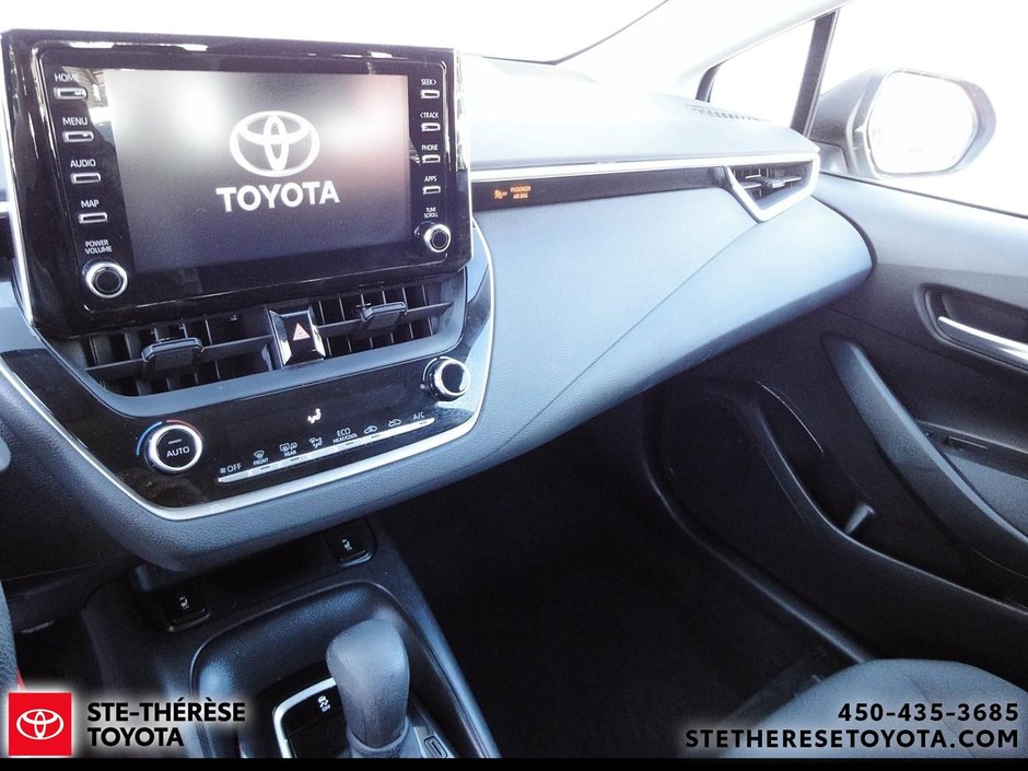 Toyota Corolla LE 2021-12