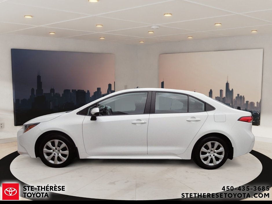 2022 Toyota Corolla LE-0