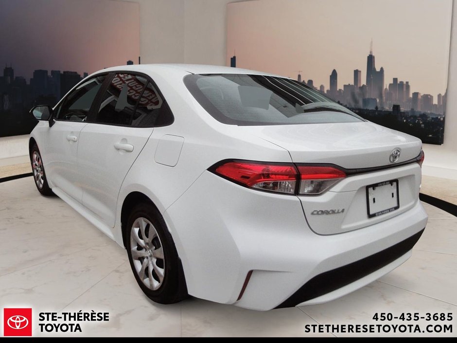 2022 Toyota Corolla LE-5