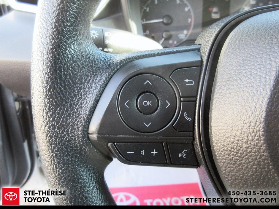 Toyota Corolla LE 2024-15