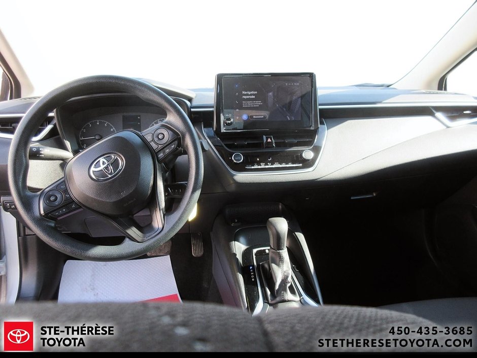 Toyota Corolla LE 2024-10