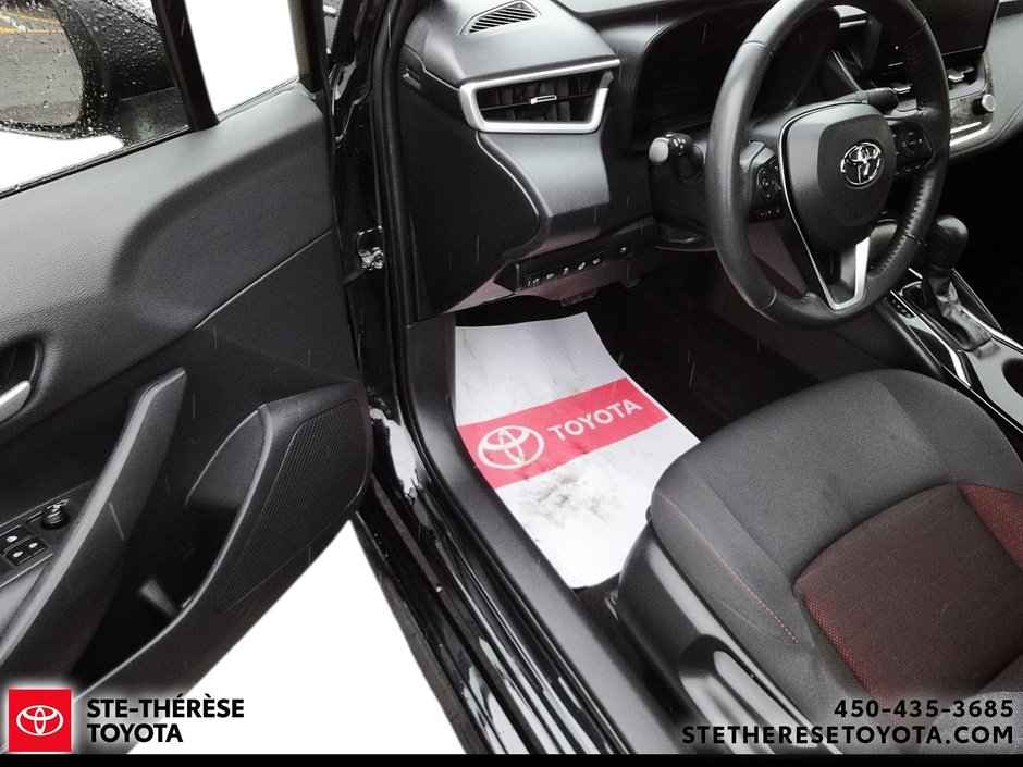 2025 Toyota Corolla HYBRIDE SE AWD-9