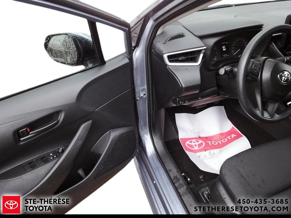 Toyota Corolla LE 2025-9