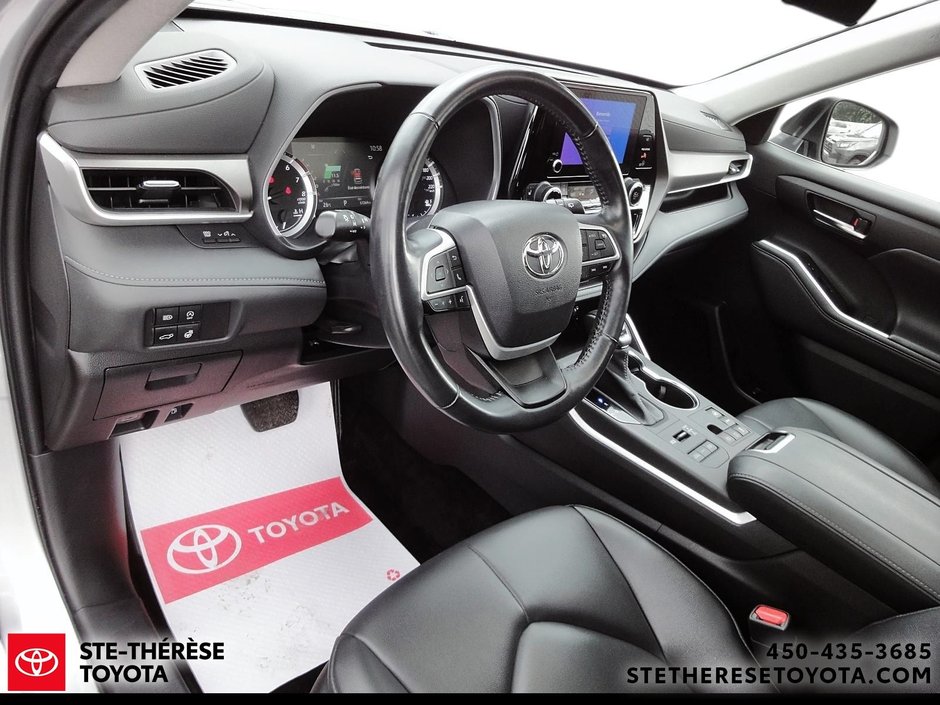 Toyota Highlander XLE AWD 2023-13