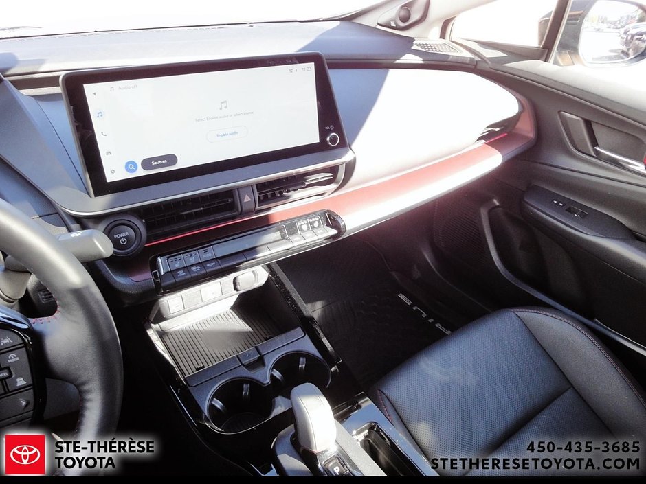 2025 Toyota Prius Plug-In Hybrid XSE Premium-16