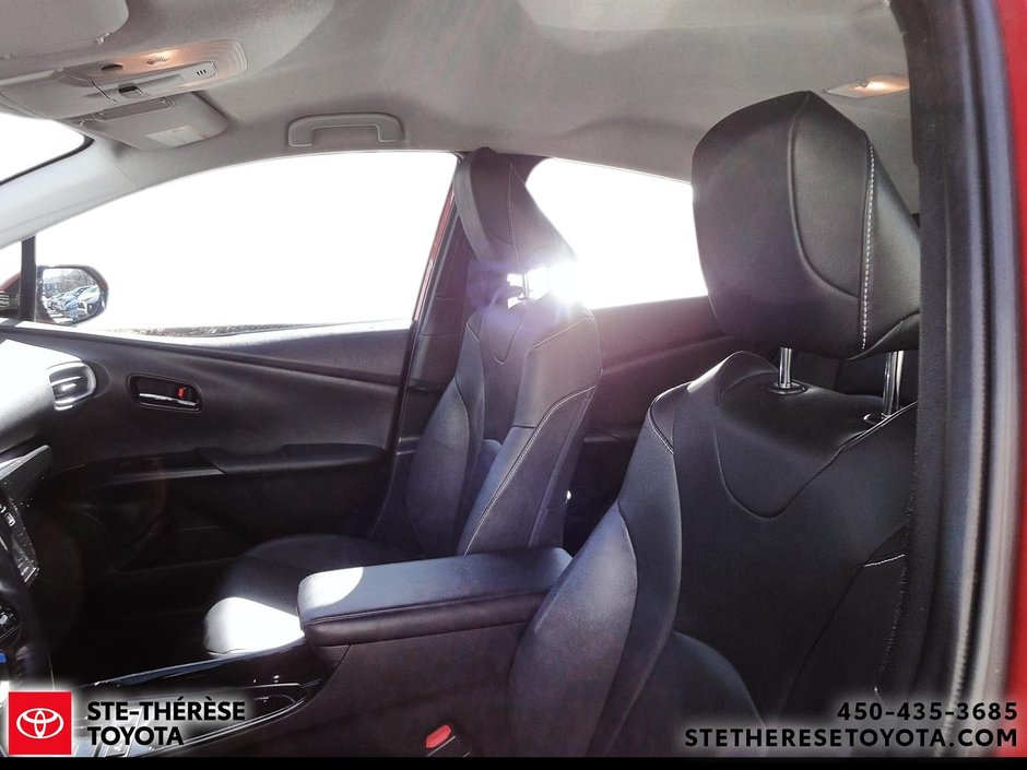 2020 Toyota Prius Prime Upgrade-13