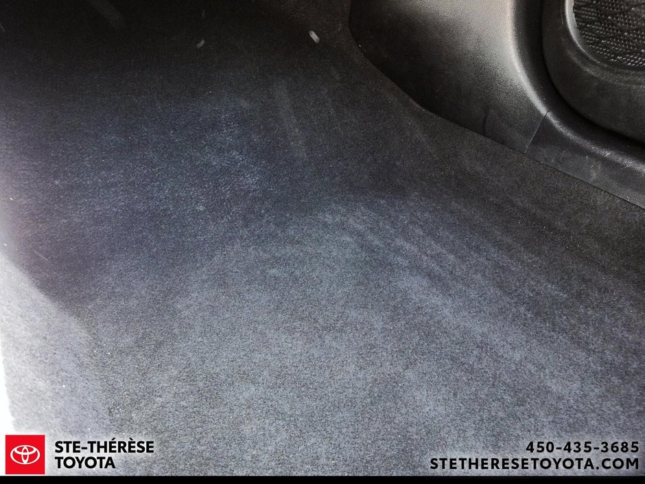 2020 Toyota Prius Prime Upgrade-16