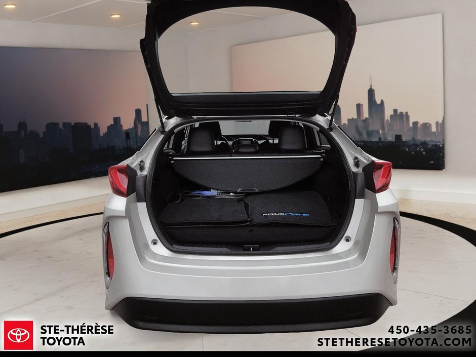 Toyota Prius Prime Upgrade 2022-6