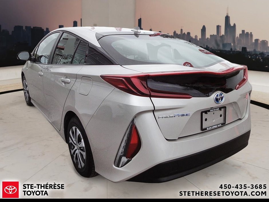 Toyota Prius Prime Upgrade 2022-7