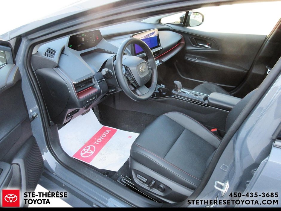 2024 Toyota Prius Prime XSE-8