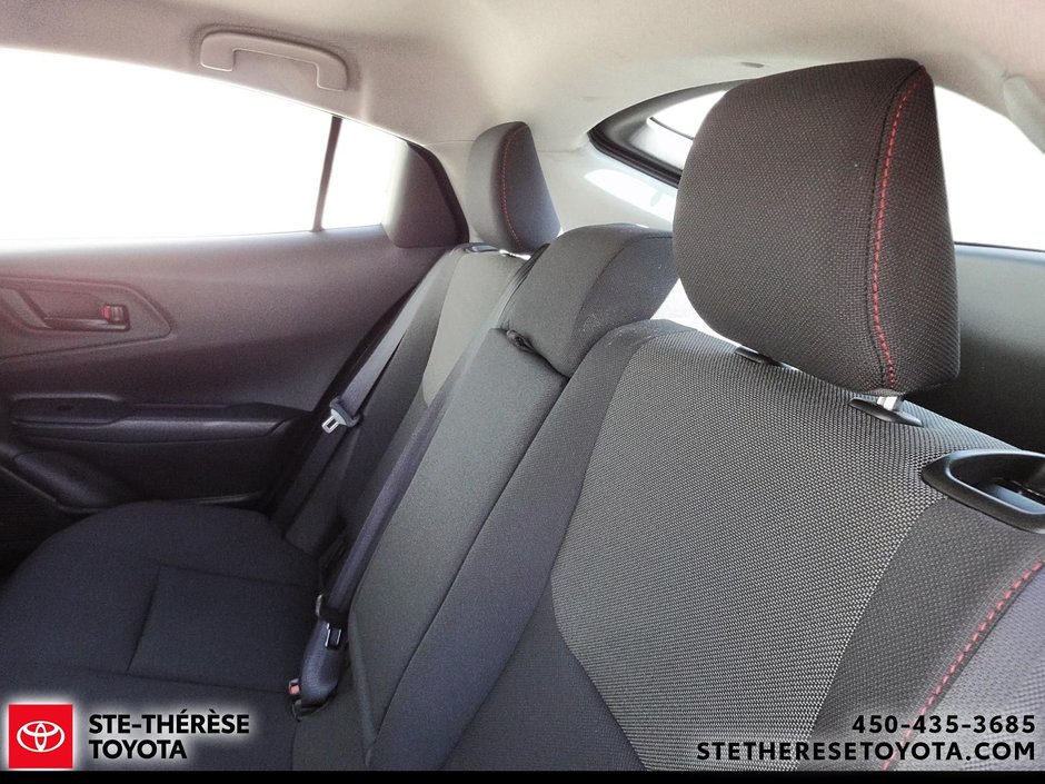 Toyota Prius Prime SE 2024-17