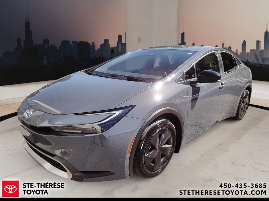 Toyota Prius Prime SE 2024-3