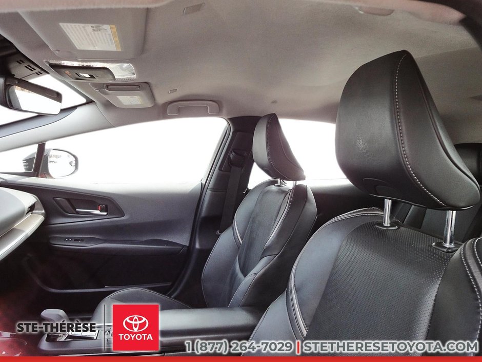 Toyota Prius XLE AWD-e 2024-10